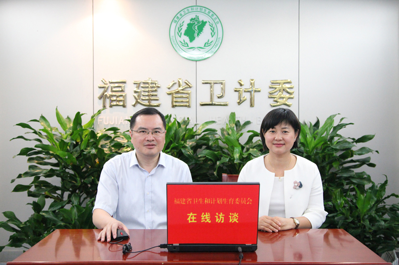 全面贯彻党的十九大精神，大力推动医养结合发展